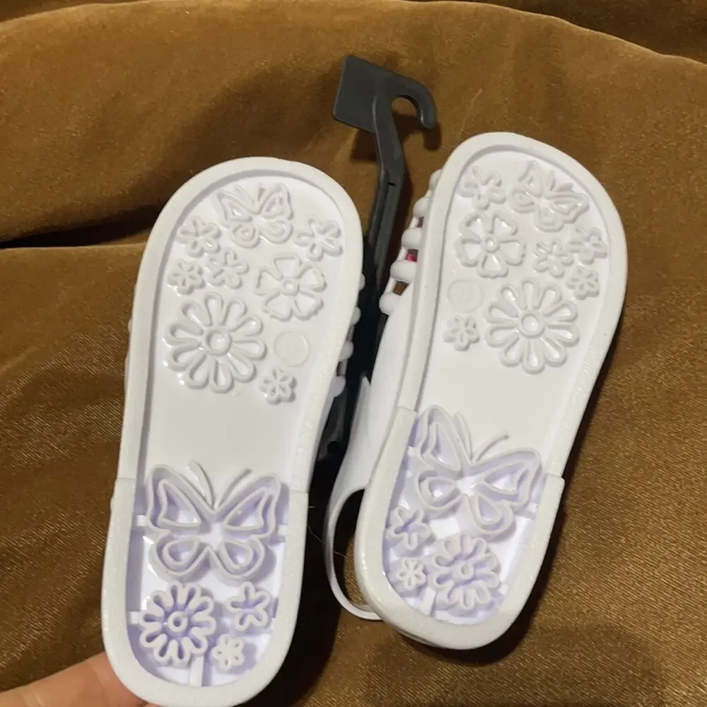 Wonder nation 9 white rubber shoe pink flower NWT